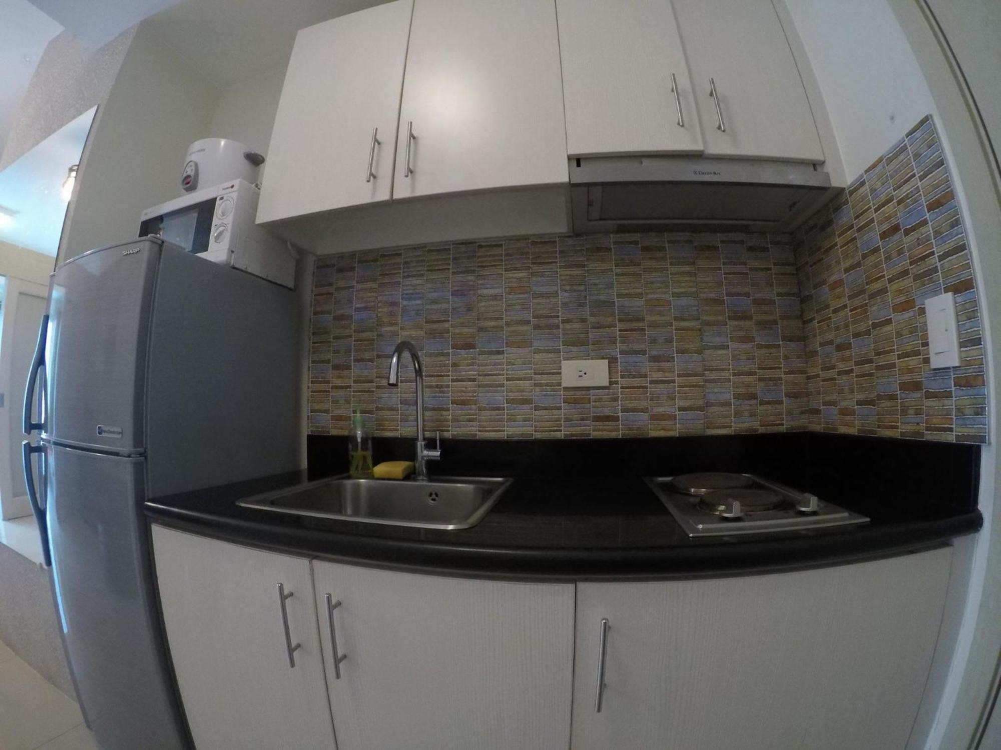 Linda'S Condo Манила Стая снимка