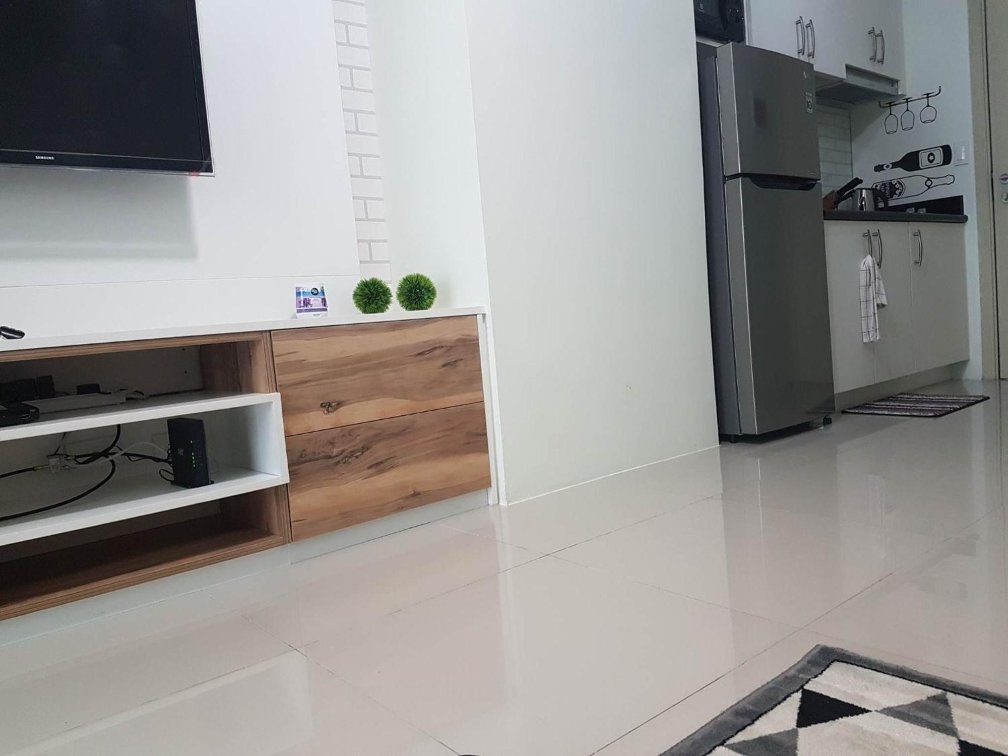 Linda'S Condo Манила Стая снимка